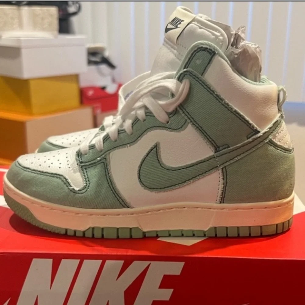 Nike dunk high tops - Picture 2 of 5